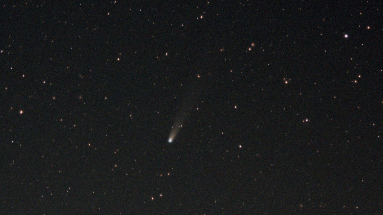 2021-12-30_Comet_Leonard