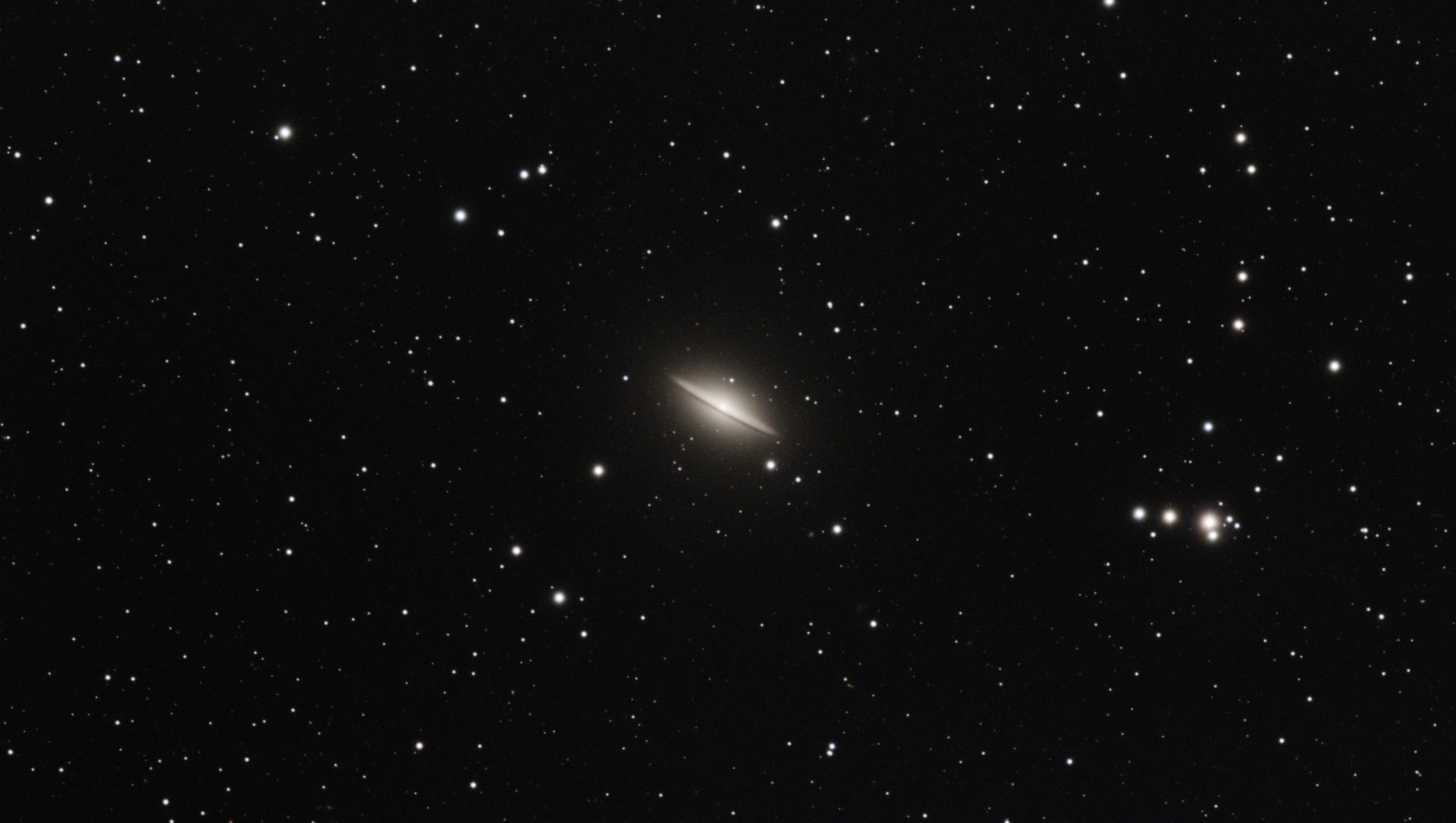 VIR_M104_2026-07-04_sombrero_71F_UCPro_60x60sec